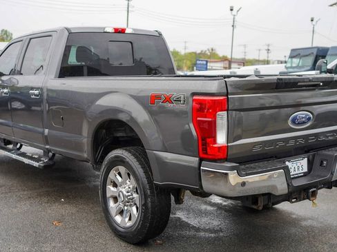 Used 2017 Ford F250 Lariat w/ Lariat Ultimate Package AWD/4WD image 4