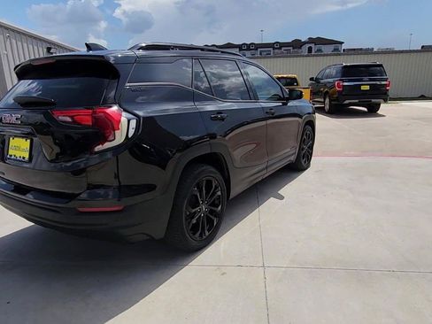 Used 2020 GMC Terrain SLE w/ Driver Convenience Package FWD image 8