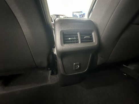 Certified 2024 Chevrolet Equinox LT image 22