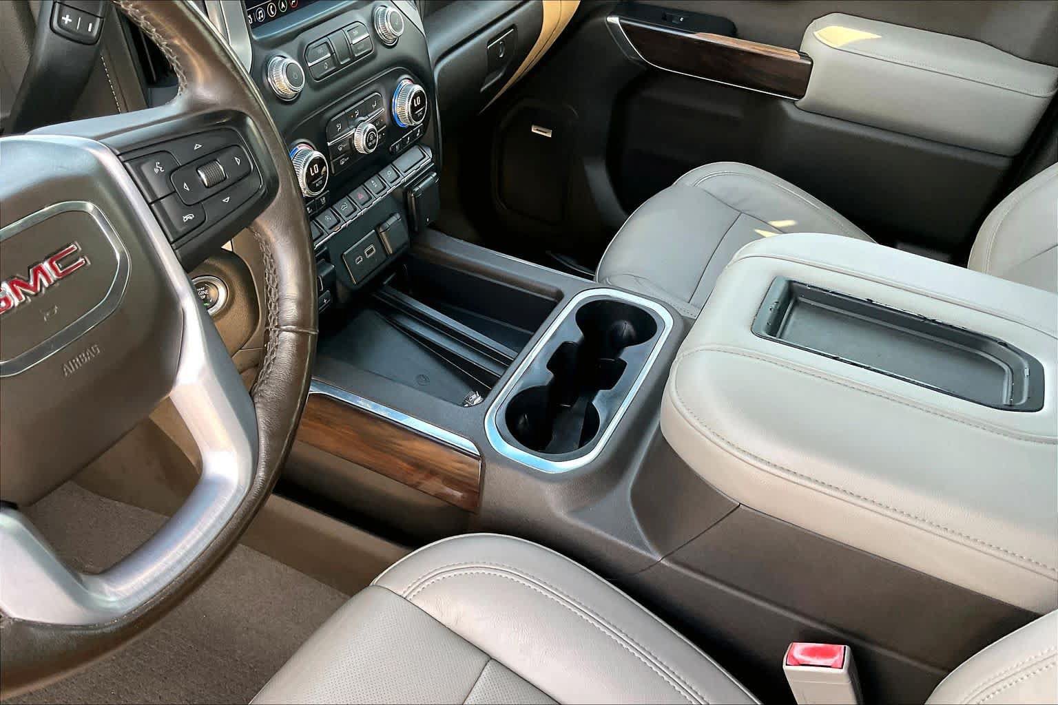Used 2019 GMC Sierra 1500 SLT RWD image 16