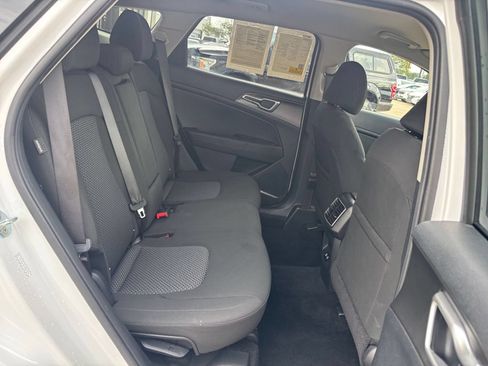Used 2026 Kia Sportage LX FWD image 25