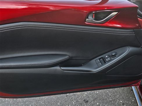 Certified 2023 MAZDA MX-5 Miata Club w/ Brembo/BBS Recaro Package image 13