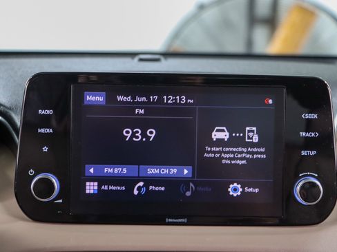 Used 2021 Hyundai Santa Fe SEL w/ Convenience Package FWD image 19