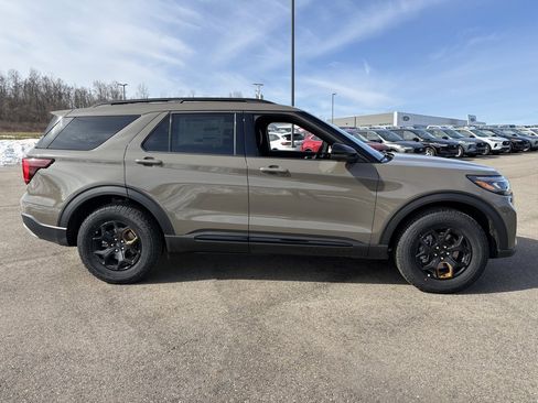 New 2026 Ford Explorer Tremor image 6