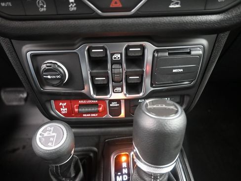 New 2026 Jeep Gladiator Sport AWD/4WD image 31