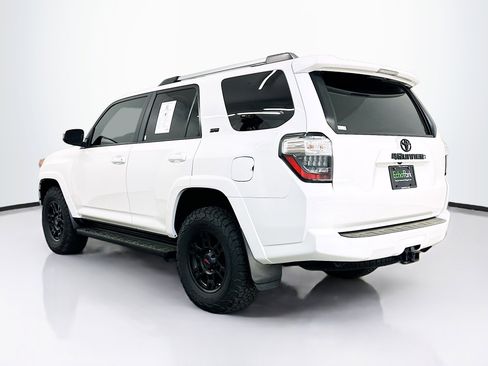 Used 2020 Toyota 4Runner SR5 Premium w/ Moonroof Package AWD/4WD image 5