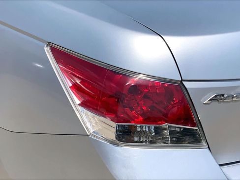 Used 2009 Honda Accord EX-L image 26