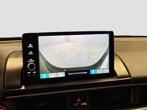 Used 2025 Honda Pilot EX-L image 13