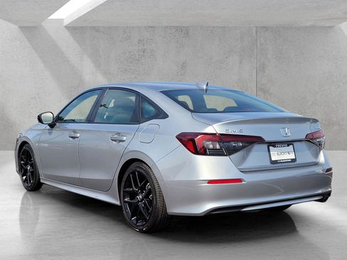 Used 2025 Honda Civic Sport image 6