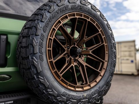 New 2025 Ford Bronco Badlands AWD/4WD image 32