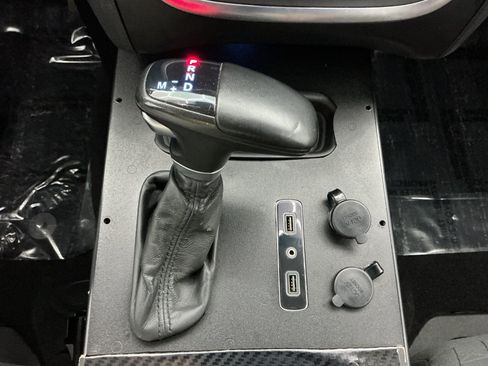 Used 2020 Dodge Durango AWD image 36
