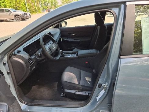 New 2026 Nissan Sentra SV FWD image 15