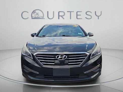 Used 2015 Hyundai Sonata Limited w/ Option Group 06 FWD image 4