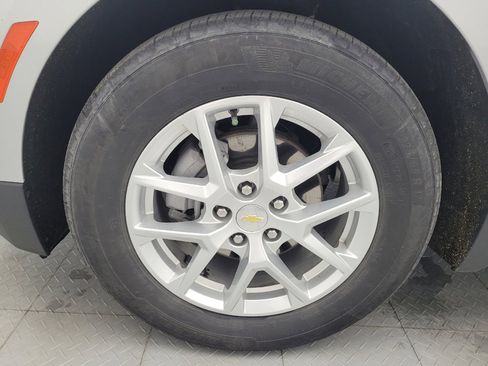 Used 2022 Chevrolet Equinox LS w/ LS Convenience Package FWD image 31