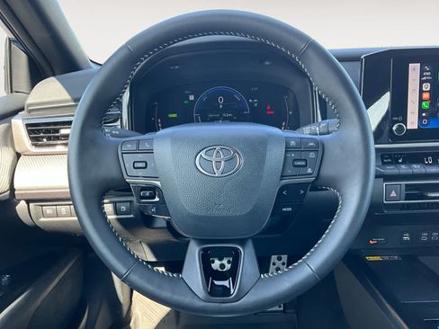 Used 2026 Toyota Camry SE w/ Convenience Package FWD image 12