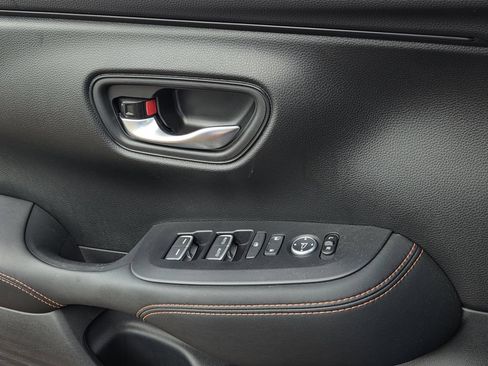 Used 2026 Honda HR-V Sport image 17