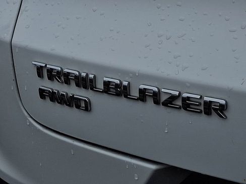 Used 2023 Chevrolet TrailBlazer ACTIV image 34
