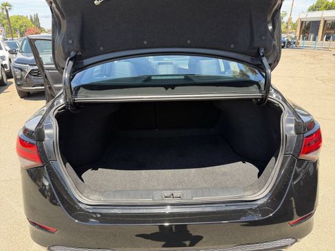 Used 2025 Nissan Sentra S FWD image 29