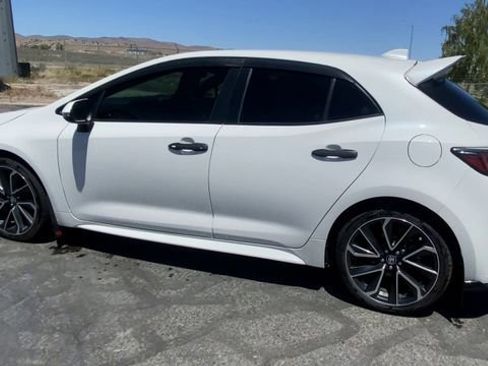 Used 2019 Toyota Corolla XSE FWD image 6