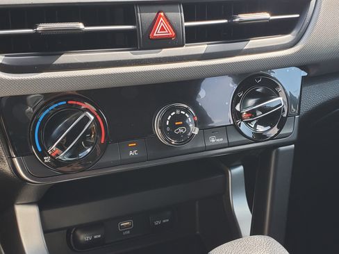New 2026 Kia Seltos LX FWD image 28