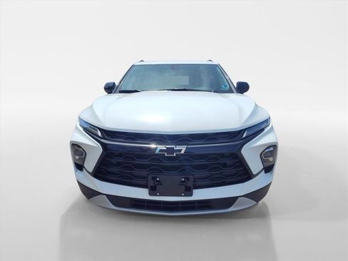 New 2026 Chevrolet Blazer LT w/ Convenience Package AWD/4WD image 8