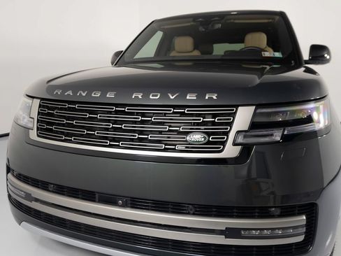 Used 2024 Land Rover Range Rover SE AWD/4WD image 37
