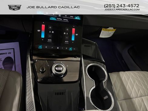 New 2026 Cadillac Escalade IQL Luxury image 35