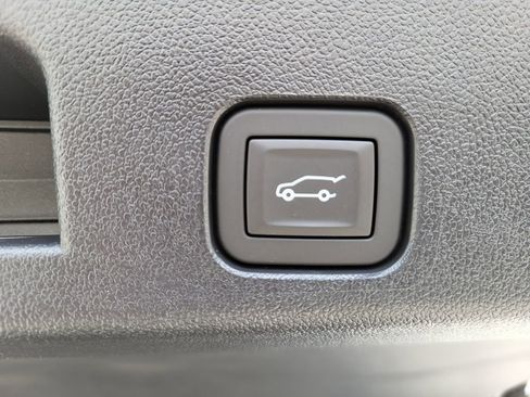 New 2025 GMC Acadia Elevation w/ Black Edition image 10