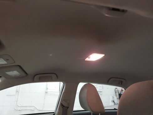 Used 2010 Toyota Corolla LE image 22