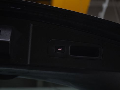 Used 2018 Acura MDX SH-AWD image 18