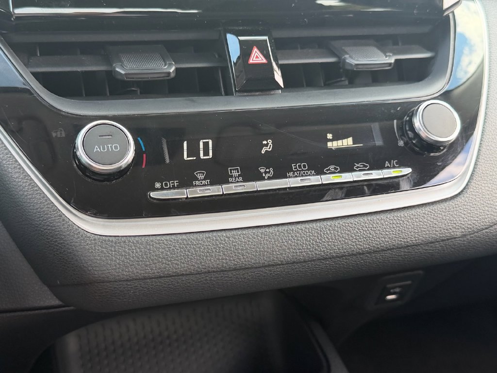 Used 2024 Toyota Corolla LE FWD image 20