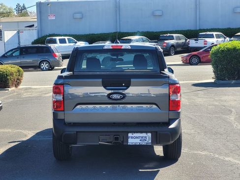 New 2026 Ford Maverick XL image 37