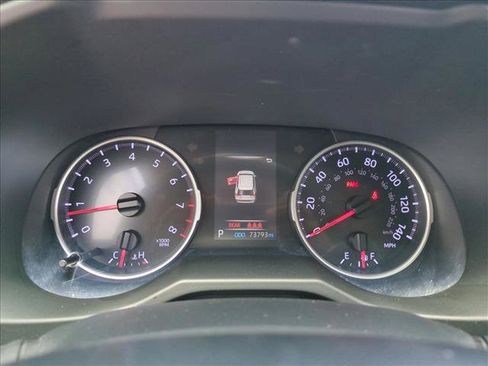 Certified 2019 Toyota RAV4 LE FWD image 11