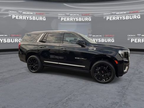 Used 2023 GMC Yukon Denali w/ Denali Reserve Package AWD/4WD image 9