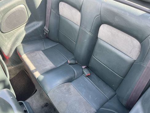 Used 2004 Chrysler Sebring Limited w/ Driver Convenience Group image 10