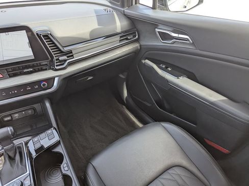 Certified 2025 Kia Sportage X-Line AWD/4WD image 16