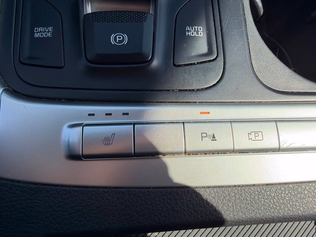 Certified 2026 Kia Carnival FWD image 30
