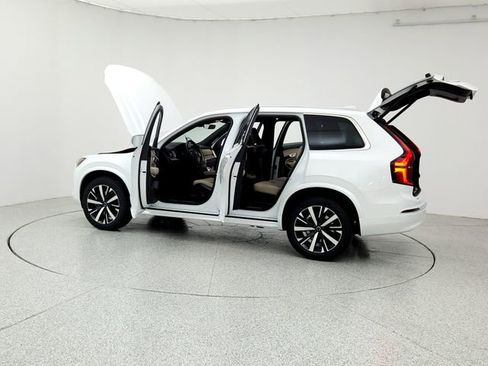 New 2026 Volvo XC90 B5 Core image 12