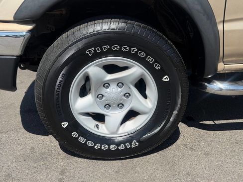 Used 2004 Toyota Tacoma PreRunner RWD image 63