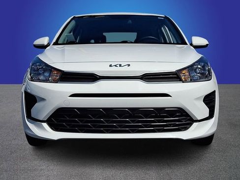 Used 2023 Kia Rio S image 2