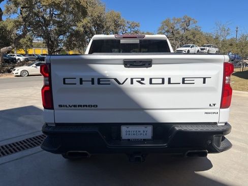 Used 2022 Chevrolet Silverado 1500 LT Trail Boss w/ Convenience Package II image 6