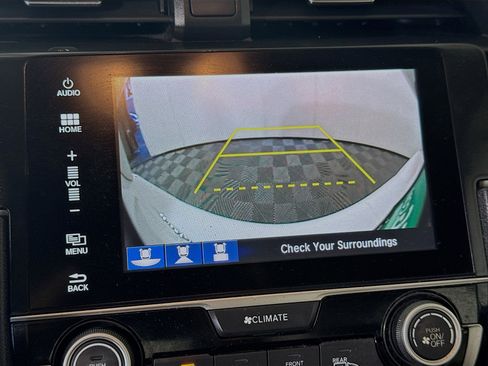 Used 2018 Honda Civic EX image 19