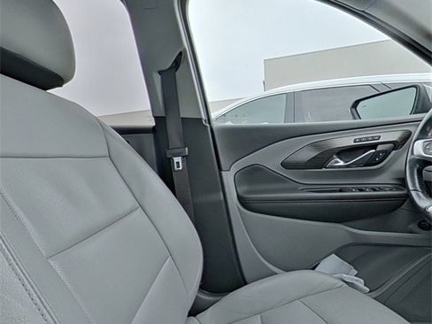 Used 2018 GMC Terrain SLT w/ Preferred Package image 29