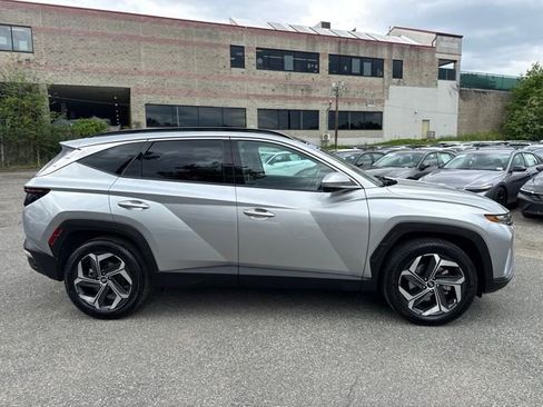 Certified 2024 Hyundai Tucson Limited AWD/4WD image 16