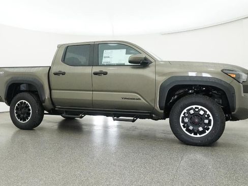 New 2026 Toyota Tacoma TRD Off-Road image 28