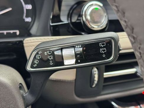 Used 2022 Lincoln Corsair AWD w/ Equipment Group 101A image 22