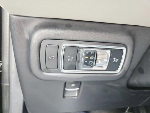 Used 2024 Lincoln Nautilus Reserve w/ Equipment Group 203A AWD/4WD image 28