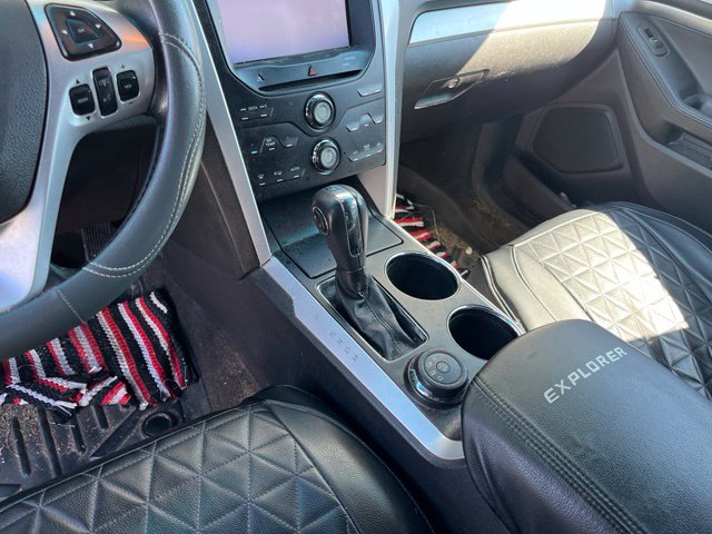 Used 2013 Ford Explorer XLT AWD/4WD image 11