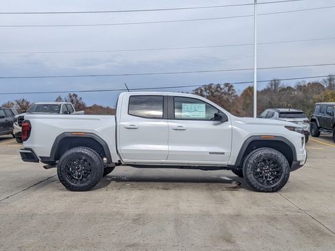 New 2026 GMC Canyon Elevation image 6