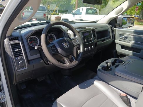 Used 2020 RAM 1500 Tradesman w/ Power & Remote Entry Group image 13